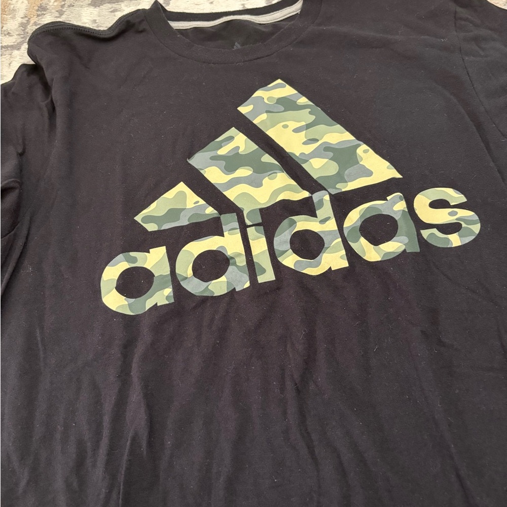Adidas Classic Black Tee